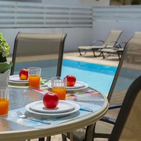Βίλα Palm Villas Πρωταράς