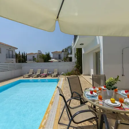 Βίλα Palm Villas Πρωταράς